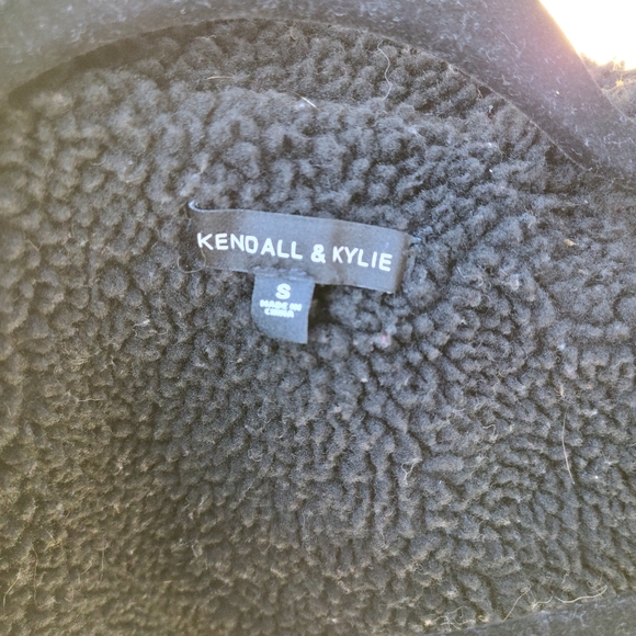 Jacket - Picture 3 of 3